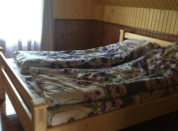 шепіт лісу 度假居 舍绍里